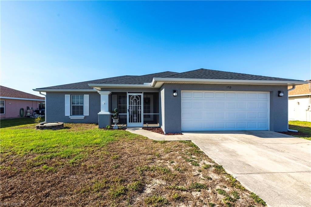 1713 S Gator Cir Property Photo