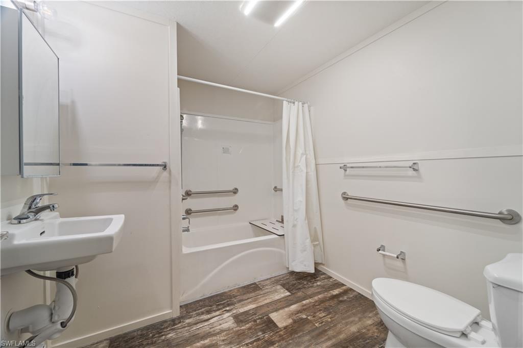 5545 State Road 29 S Property Photo 13
