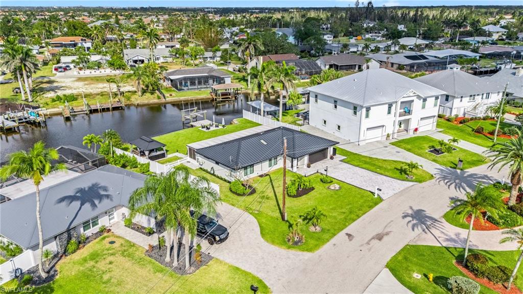 6212 Cocos Dr Property Photo 5