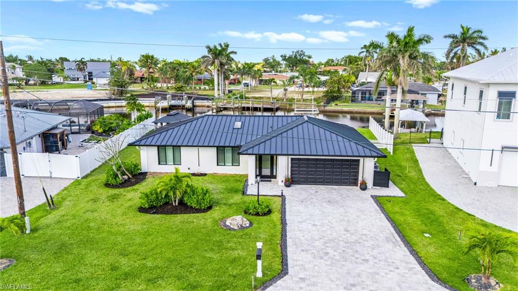 6212 Cocos Dr Property Photo 6