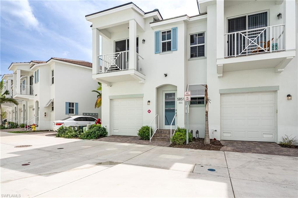 5851 Shell Cove DR 101A Property Photo 1