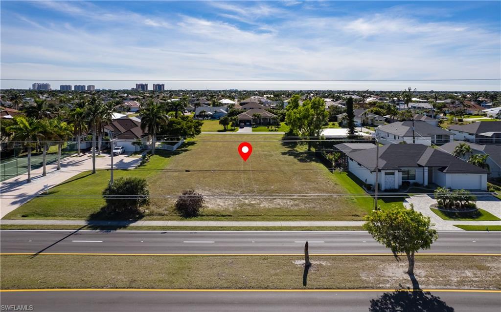 1910 Cape Coral Pkwy W Property Photo 2