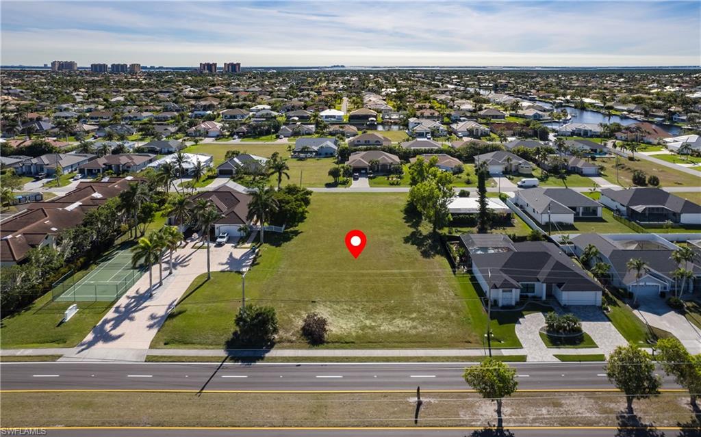 1910 Cape Coral Pkwy W Property Photo 3