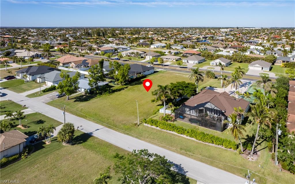 1910 Cape Coral Pkwy W Property Photo 11