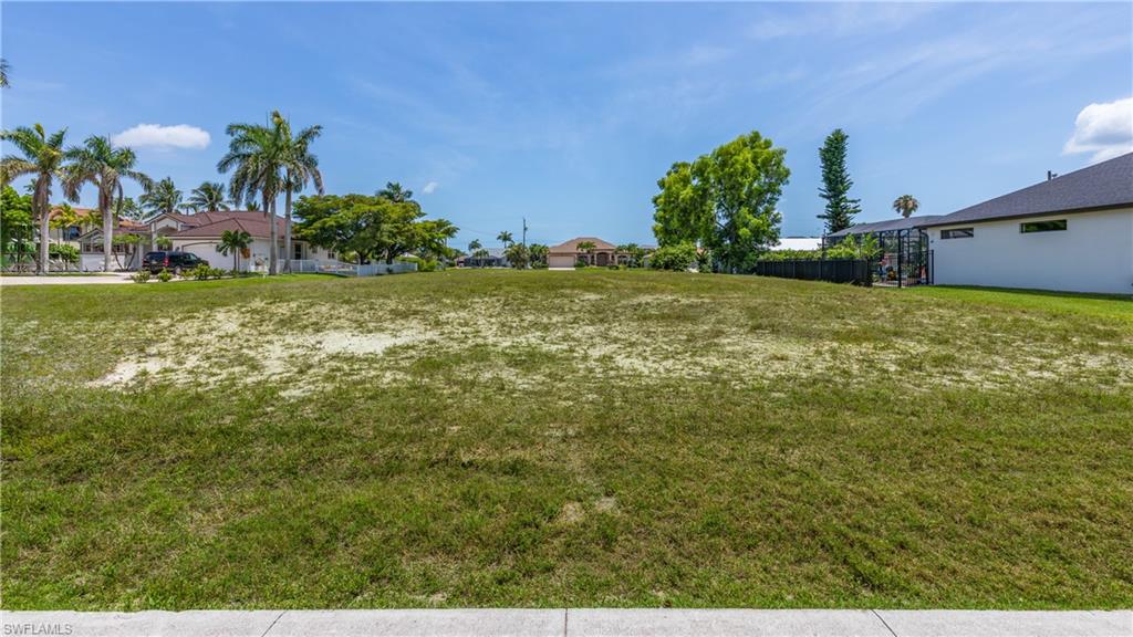 1910 Cape Coral Pkwy W Property Photo 14