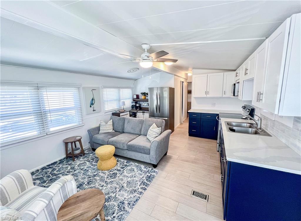 11511 Slipper Shell Dr Property Photo 11