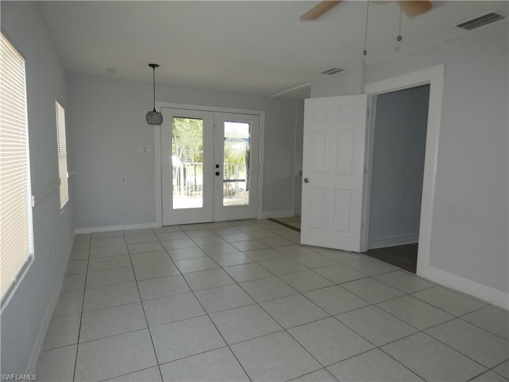 3817 Pearl St Property Photo 5