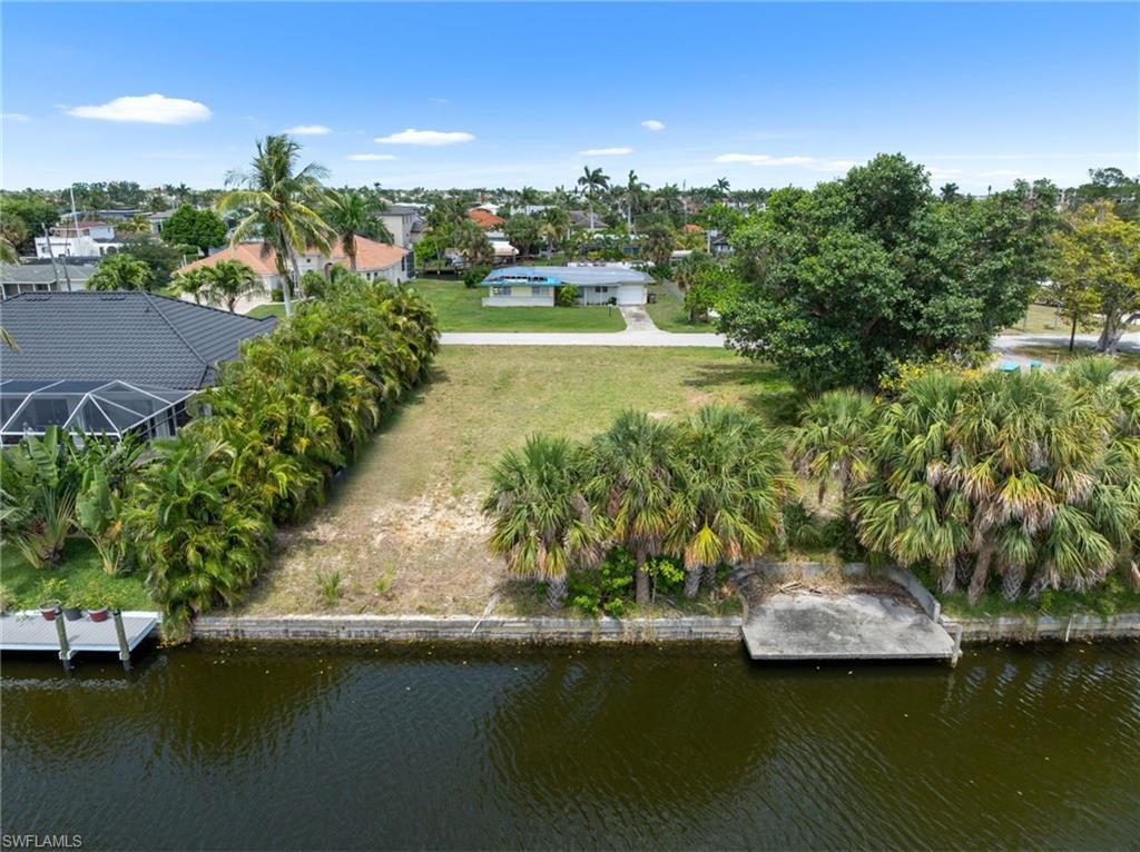 5115 Manor Ct Property Photo 4