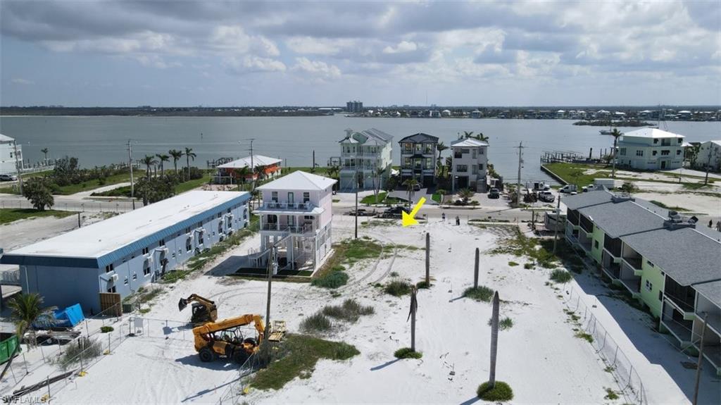 450 Estero Blvd Property Photo 4