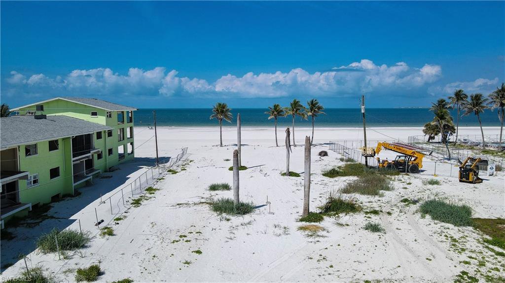 450 Estero Blvd Property Photo 10