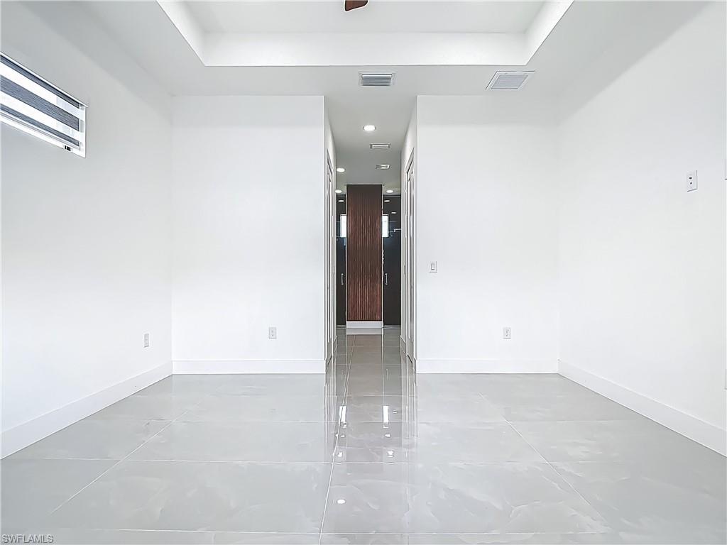 1415 Sw Embers Ter Property Photo 19