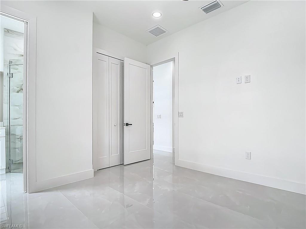 1415 Sw Embers Ter Property Photo 27
