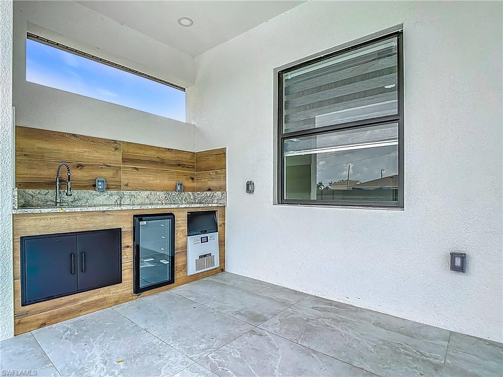 1415 Sw Embers Ter Property Photo 40