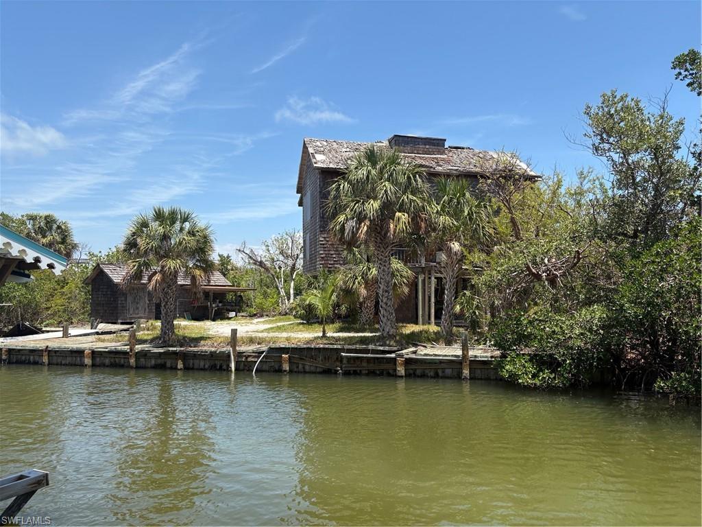 310 Pieces Of Eight Property Photo 1