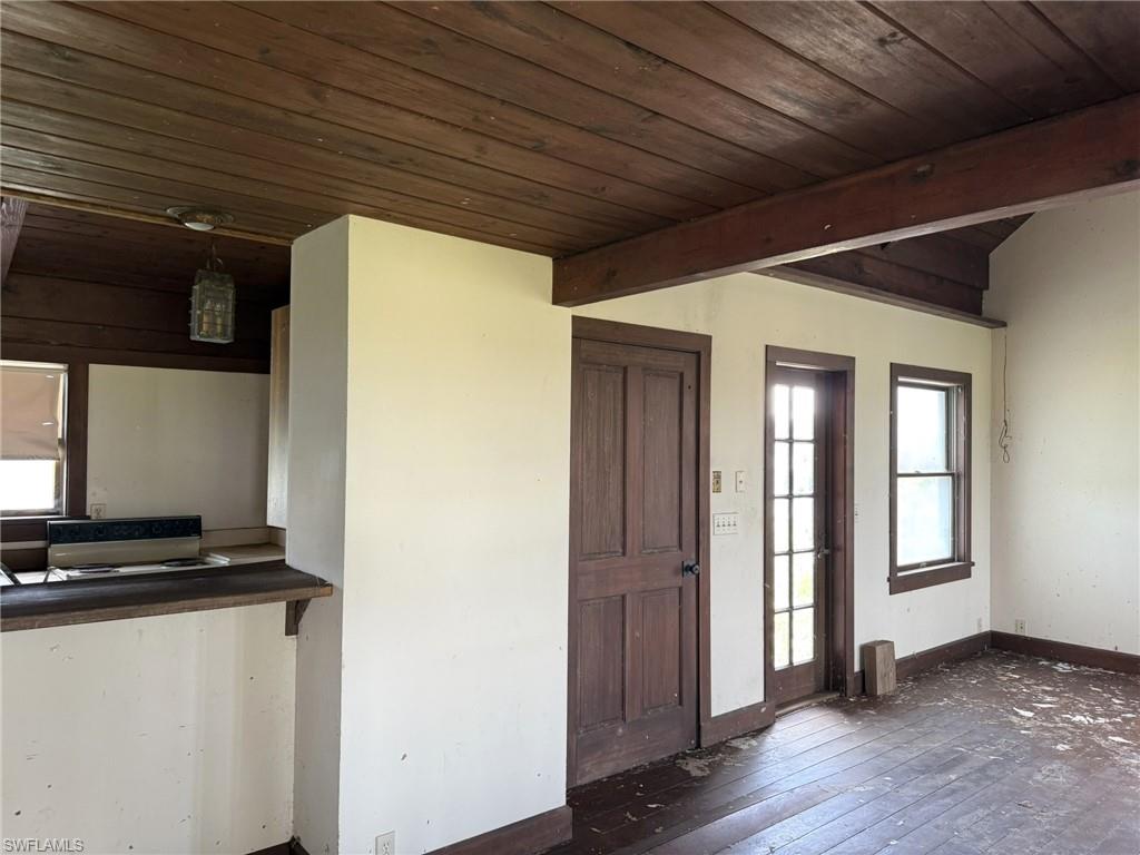 310 Pieces Of Eight Property Photo 45