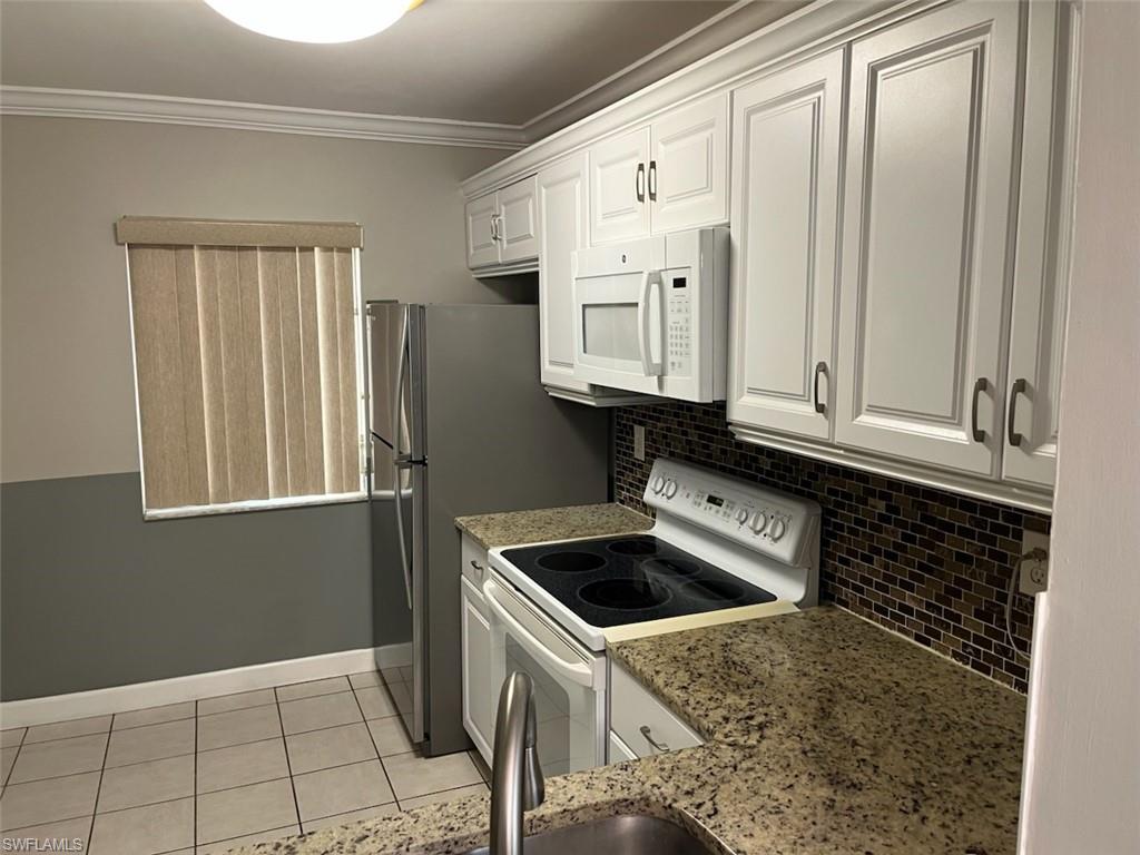 6184 Michelle WAY # 123 Property Photo 1