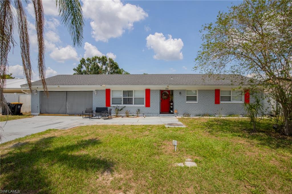 221 Paine Dr Property Photo 1