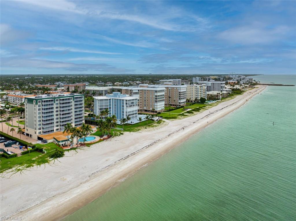3003 Gulf Shore Blvd N # 403 Property Photo 3
