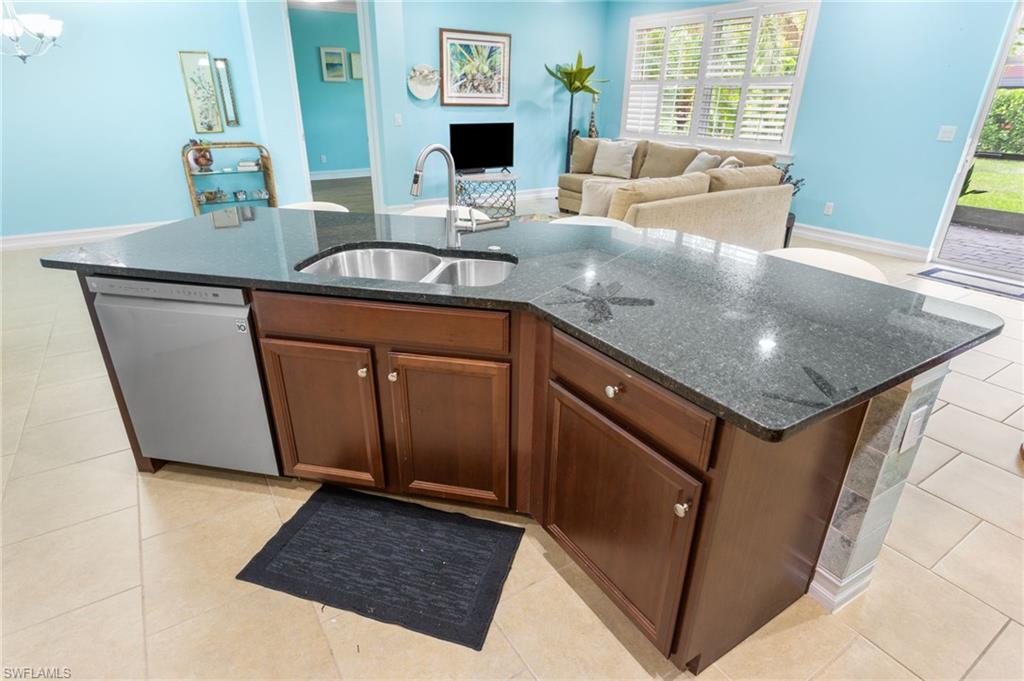 13105 Silver Thorn Loop Property Photo 9