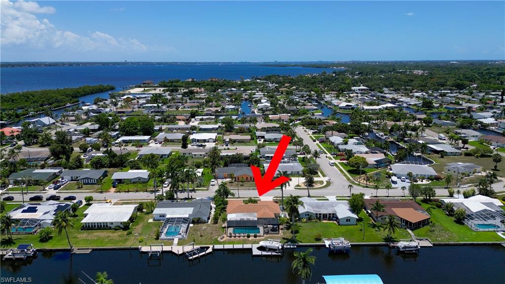 1720 Lakeview BLVD Property Photo 1