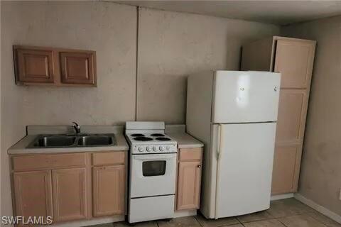 5640 4th Ave Property Photo 9