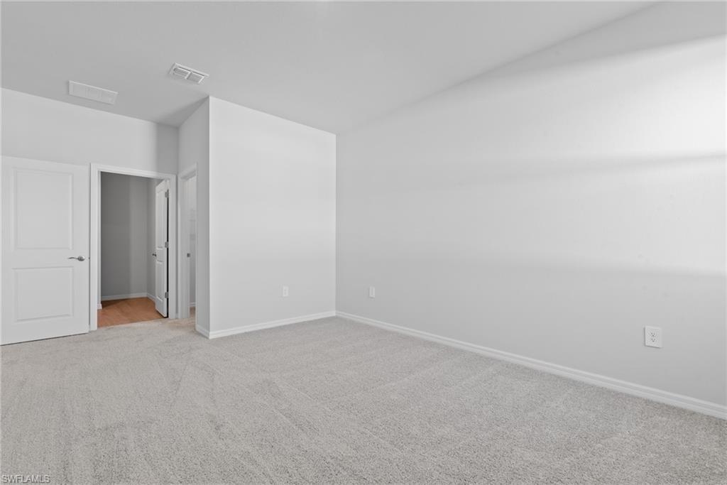 2115 Ne 16th Ter Property Photo 13
