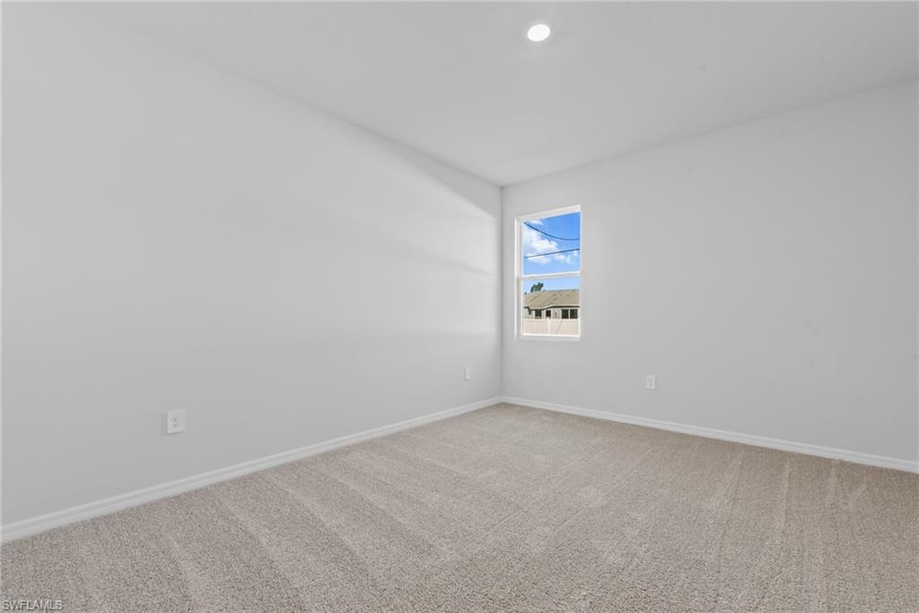 2115 Ne 16th Ter Property Photo 14