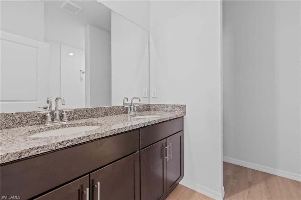 2115 Ne 16th Ter Property Photo 15