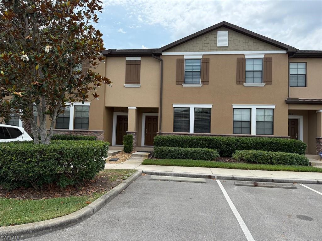 4252 FENNWOOD CT