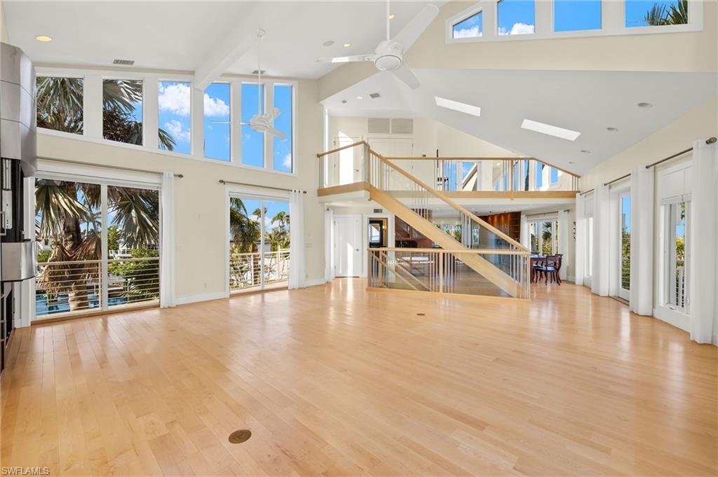 1581 San Carlos Bay Dr Property Photo 15