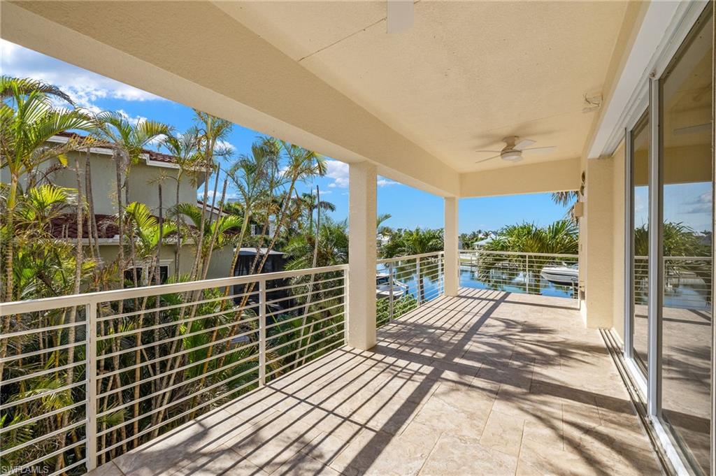 1581 San Carlos Bay Dr Property Photo 18