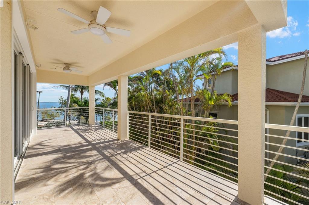 1581 San Carlos Bay Dr Property Photo 19