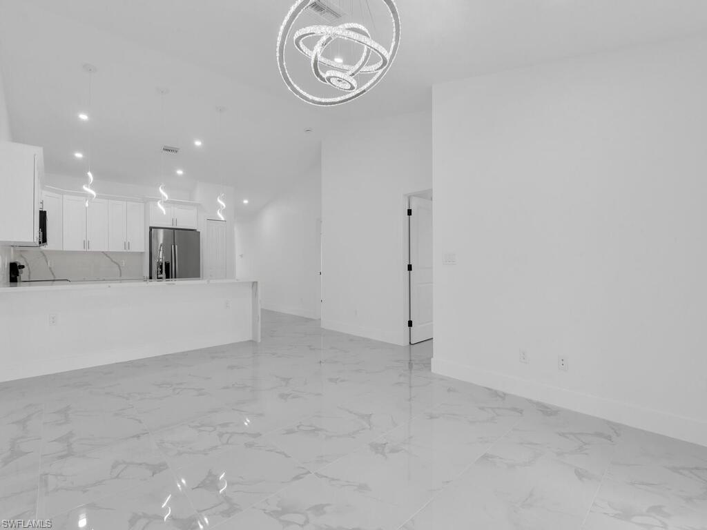 4738-4740 Douglas Ln # 4740 Property Photo 1