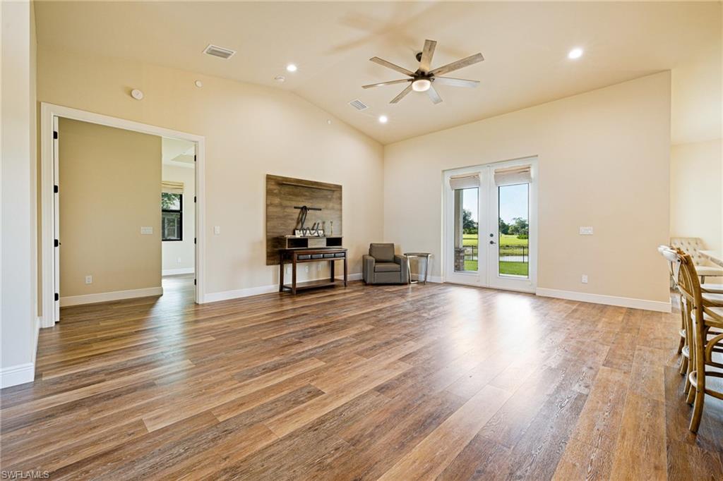 16630 Willow Point Ct Property Photo 7