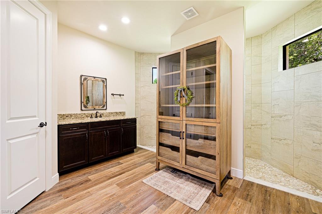 16630 Willow Point Ct Property Photo 21