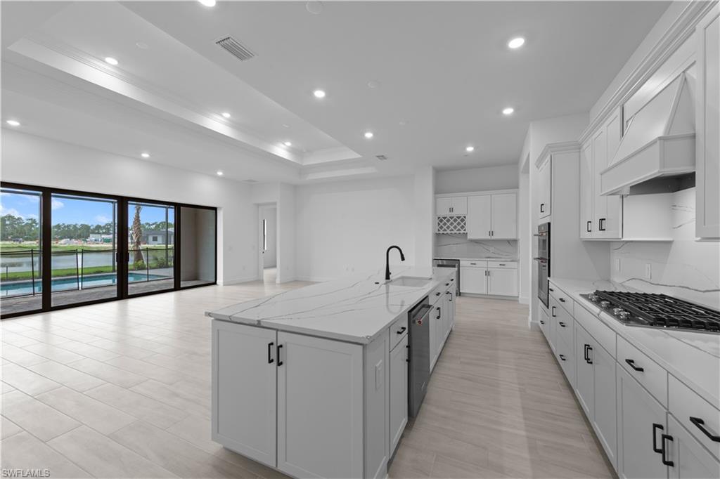 2000 Don Benito Way Property Photo 13