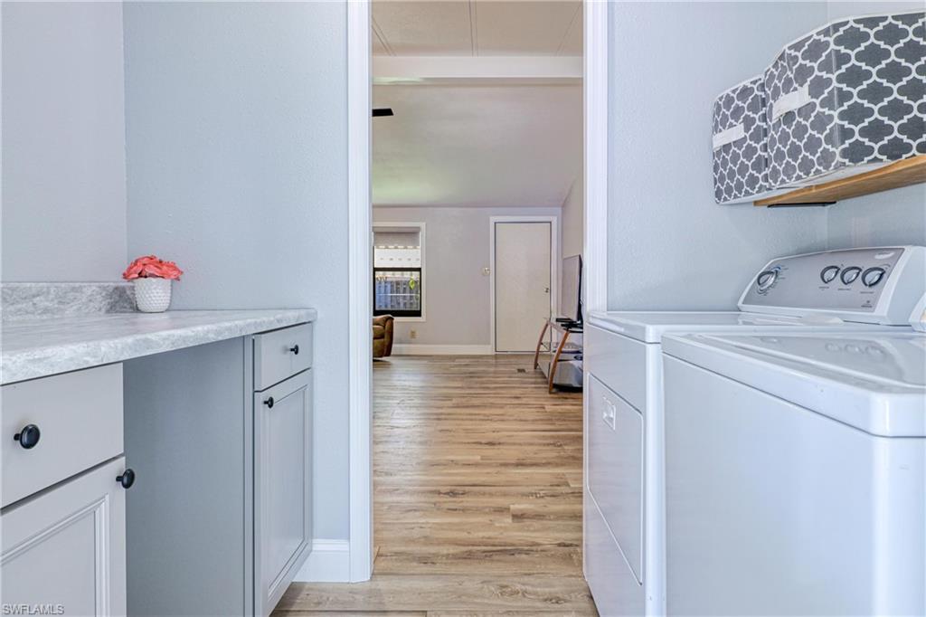 10251 Wales Loop Property Photo 4