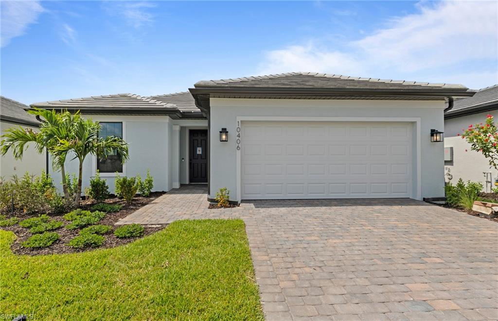 10406 Maddox Ln Property Photo 1