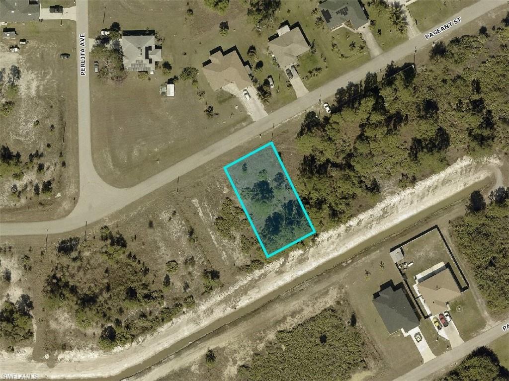 140 Pageant St Property Photo 12