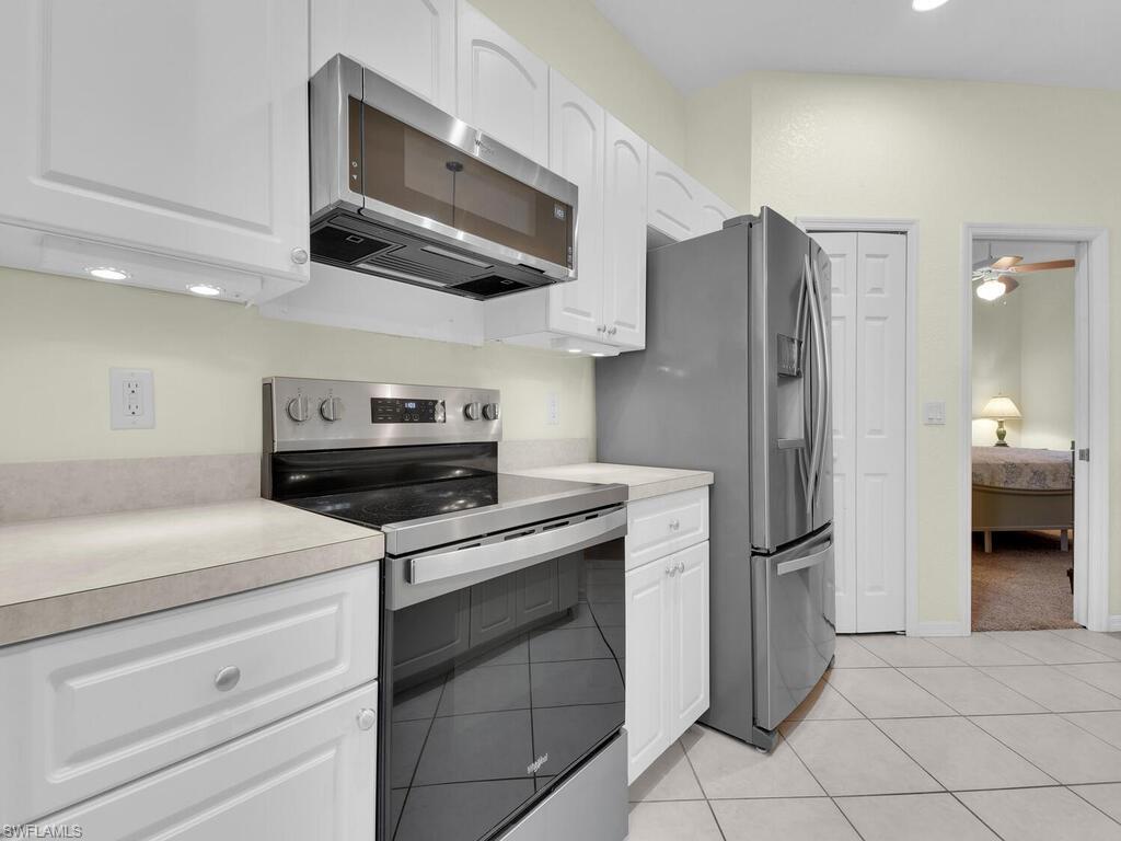 2040 Embarcadero Way Property Photo 6