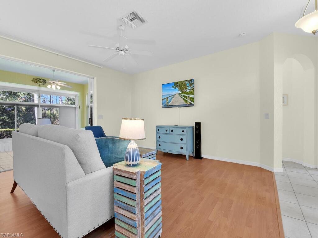 2040 Embarcadero Way Property Photo 12