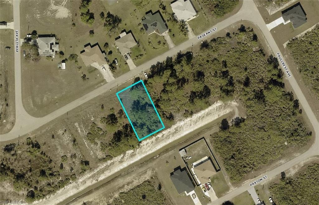 142 Pageant St Property Photo 12