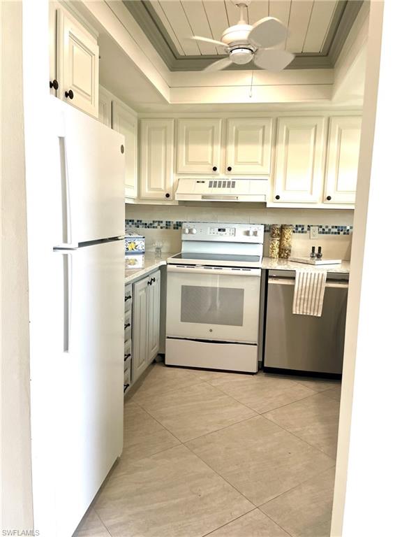 325 Charlemagne Blvd B207 Property Photo 4