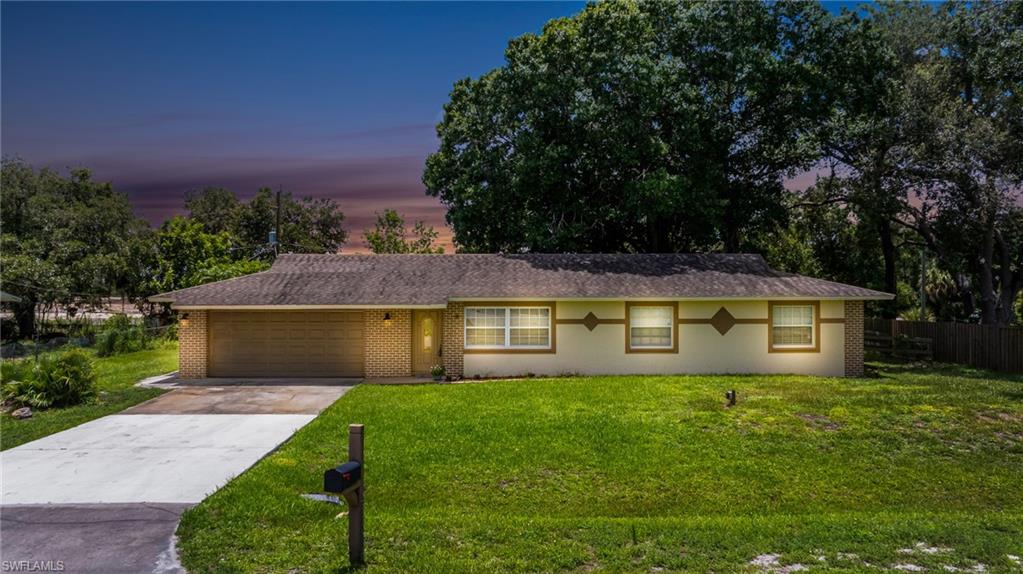 2319 Barcelona AVE Property Photo 1