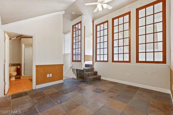 819 James St Property Photo 11