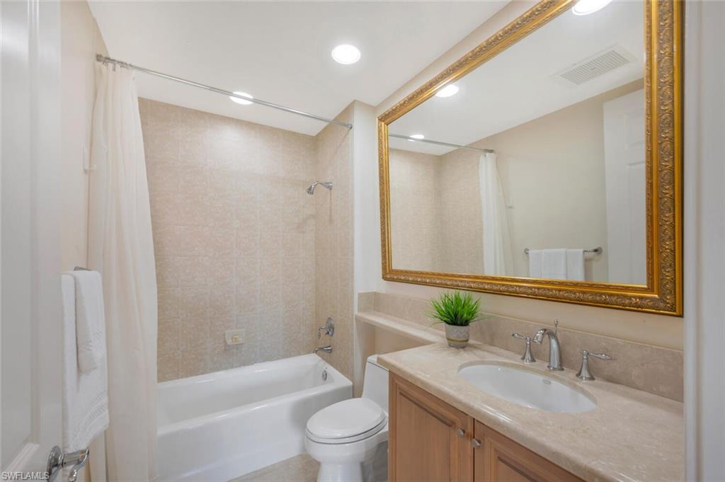 2738 Tiburon Blvd E # B502 Property Photo 29