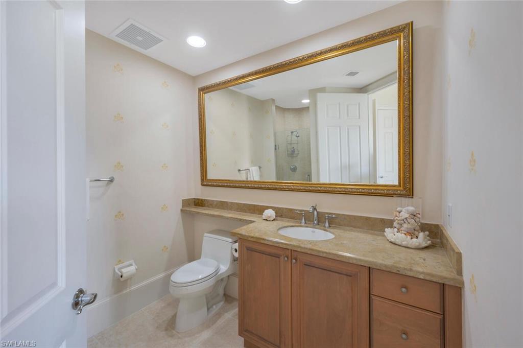 2738 Tiburon Blvd E # B502 Property Photo 38