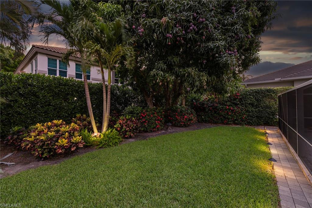 636 Park Shore Dr Property Photo 47