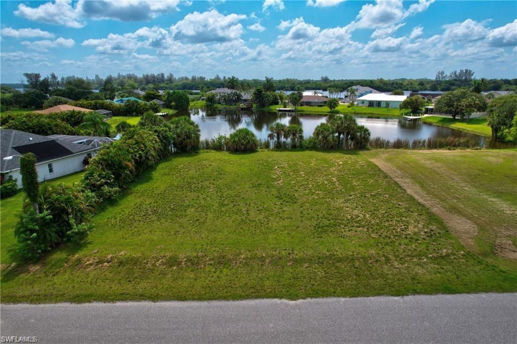 17091 Waters Edge Cir Property Photo 1