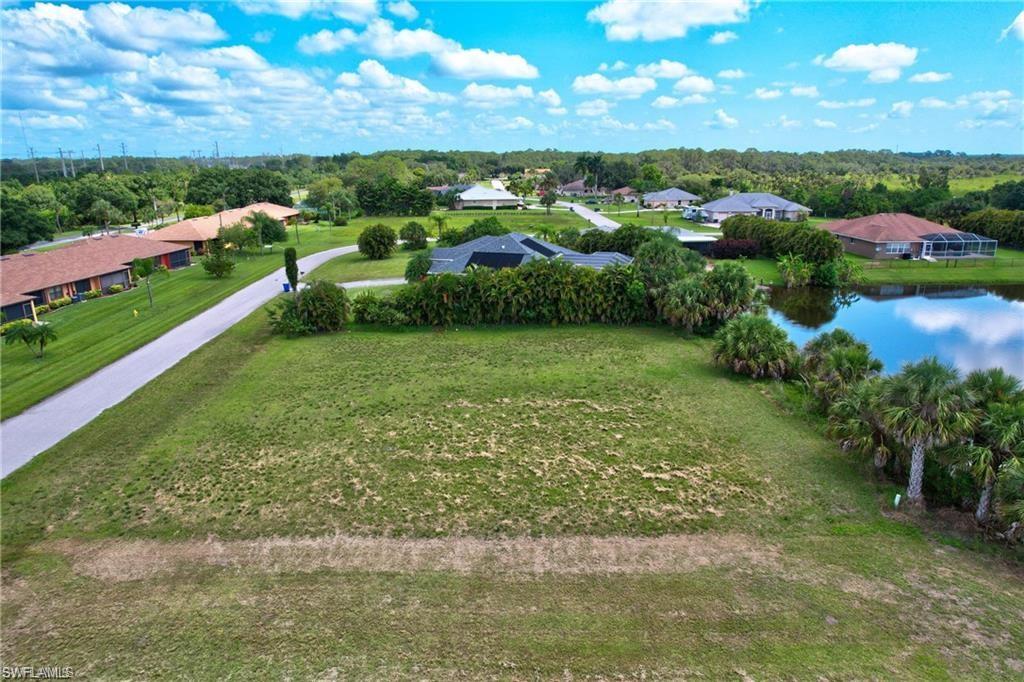 17091 Waters Edge Cir Property Photo 5